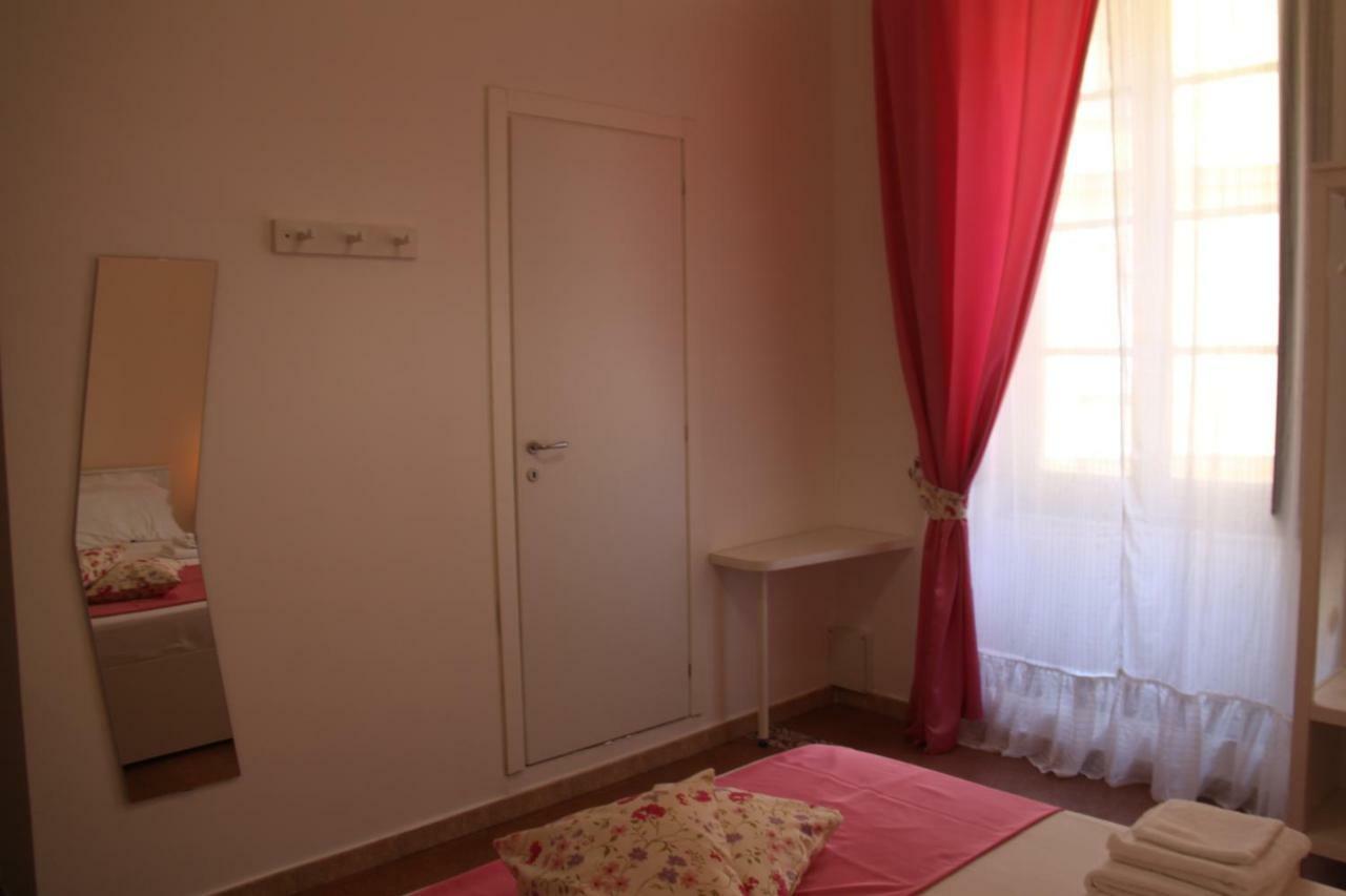 B&B Le Porte Di Napoli Екстериор снимка