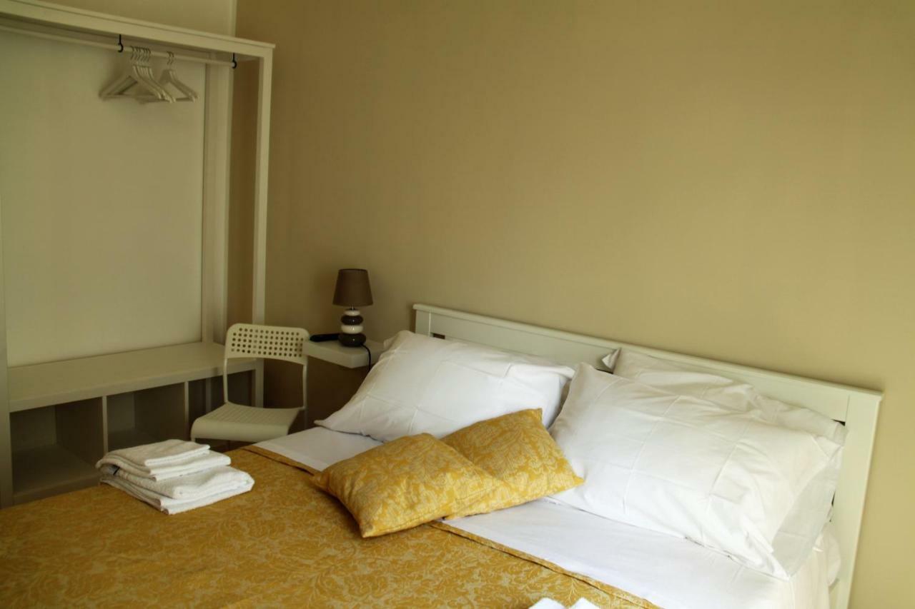 B&B Le Porte Di Napoli Екстериор снимка